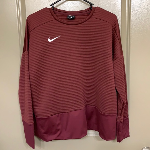 Nike Tops - nike drifit pullover